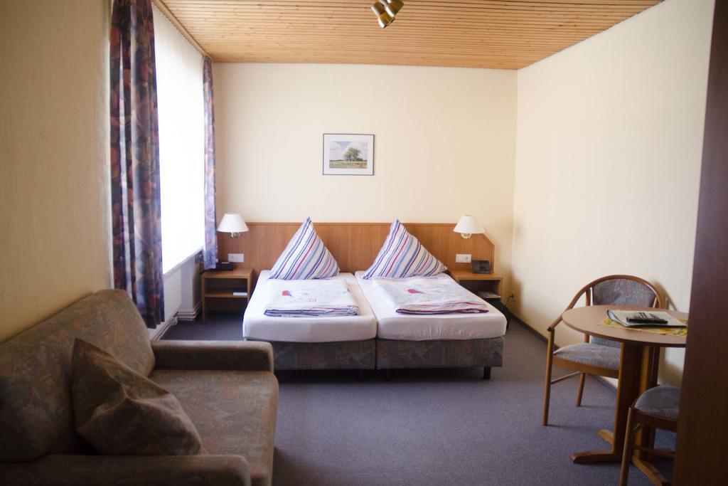 Zum Wikinger Hotel Nessmersiel Room photo